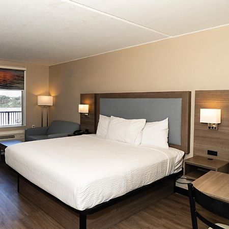 Baymont By Wyndham Corpus Christi Airport Hotel Buitenkant foto