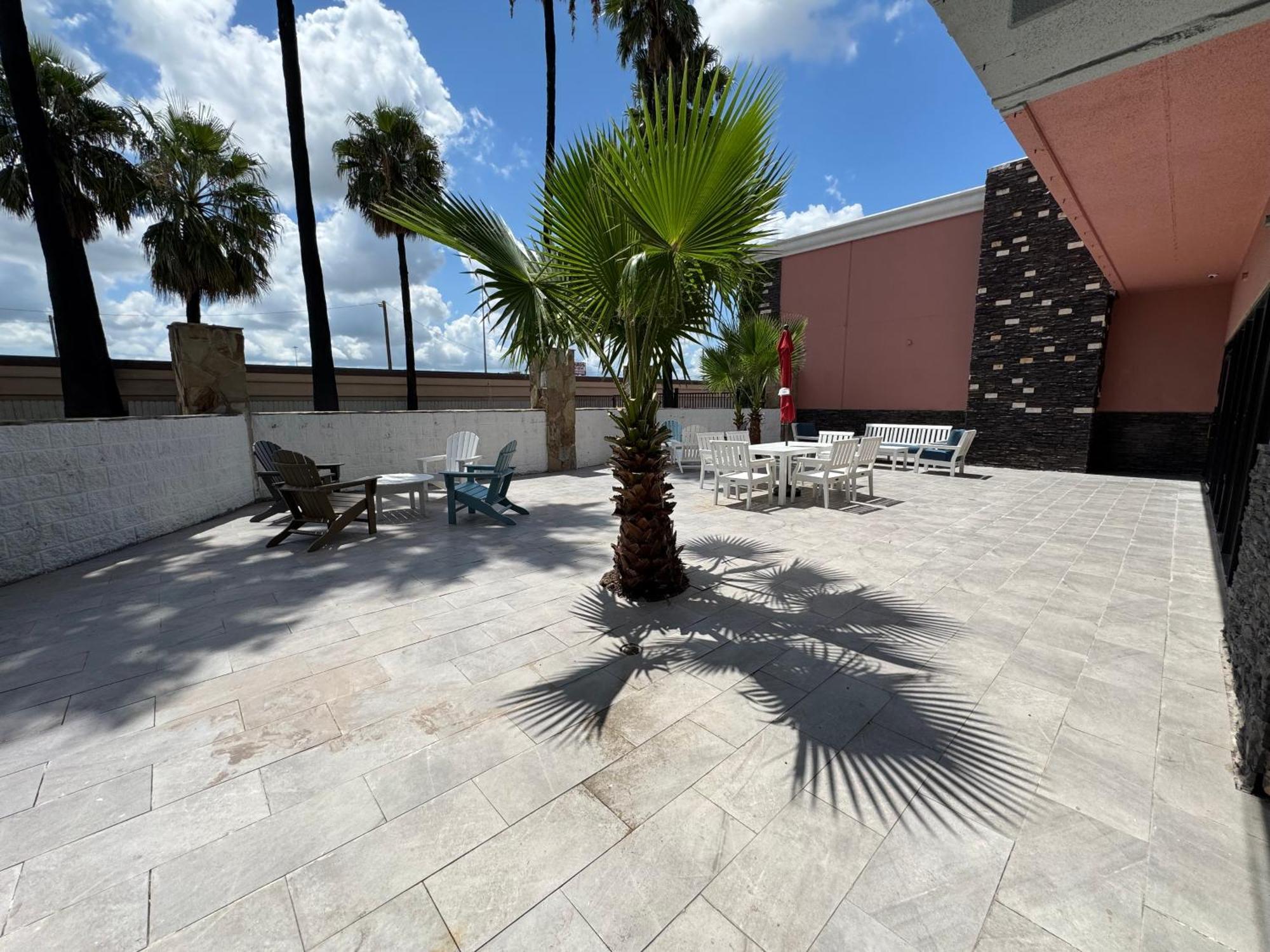 Baymont By Wyndham Corpus Christi Airport Hotel Buitenkant foto