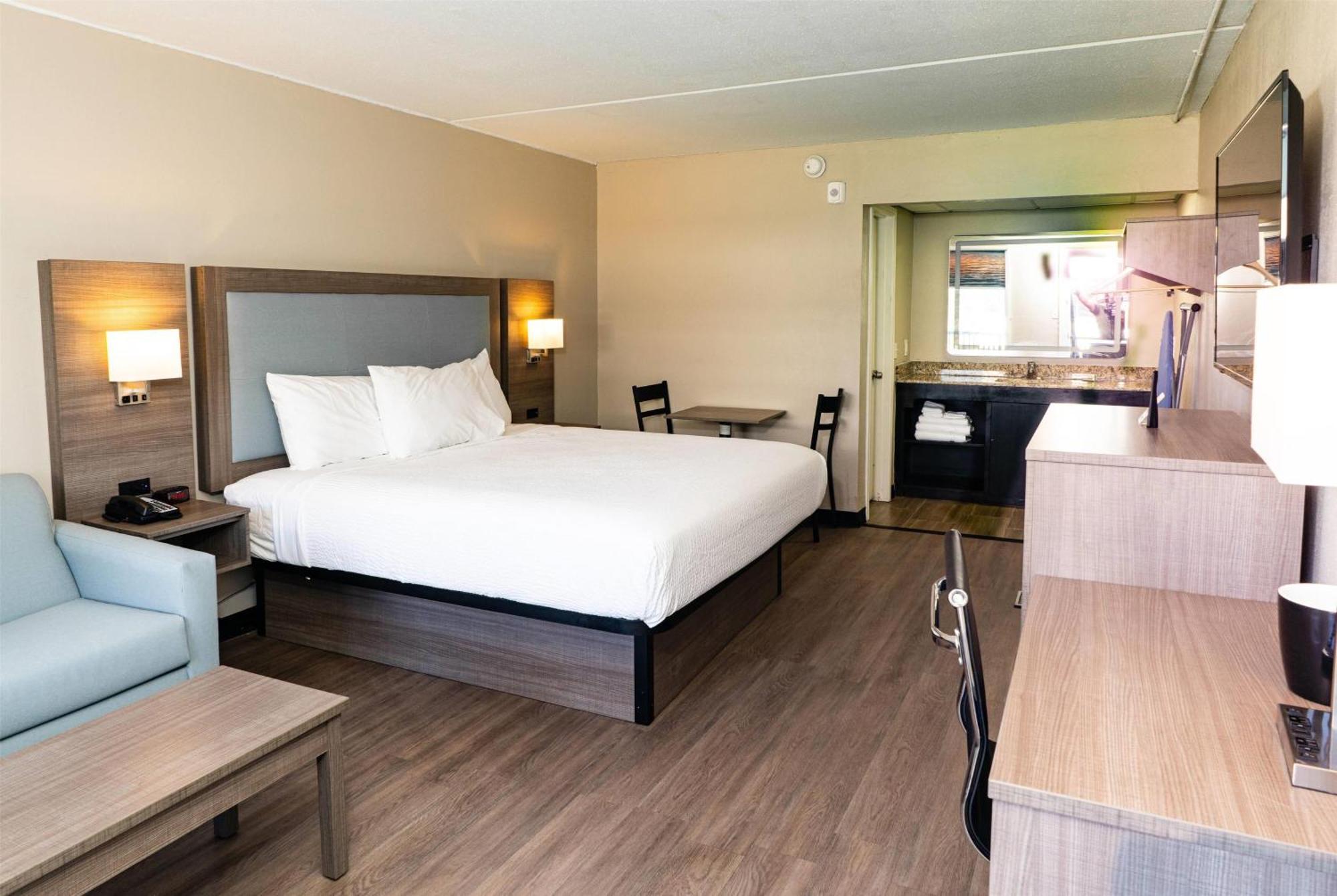 Baymont By Wyndham Corpus Christi Airport Hotel Buitenkant foto